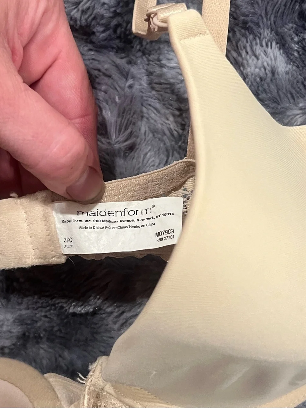 36C Maidenform Cream Lace-Back T-Shirt Bra